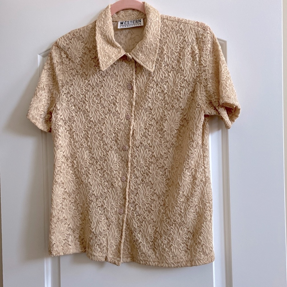 Beautiful lace collared shirt